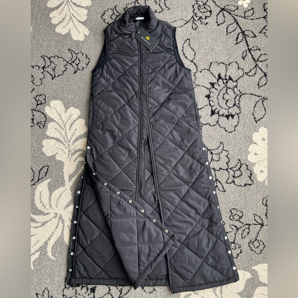 Women’s Long Zip Up Vest - NWT
